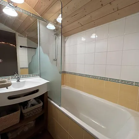 Duplex Cosy A Meribel Mottaret Proche Pistes - Fr-1-355-287 * Les Allues